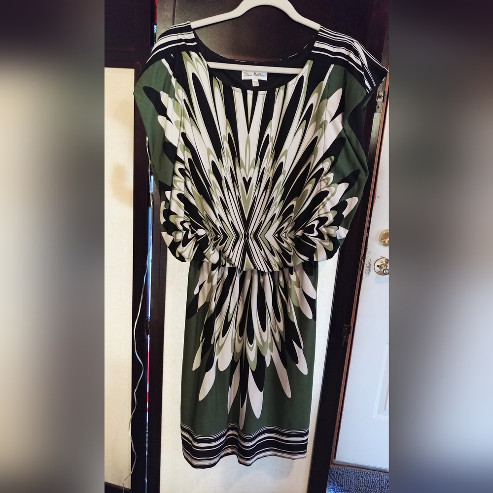 Vintage 80s Abstract Olivia Matthews Gathered Waist Stretch Knee Length Dress